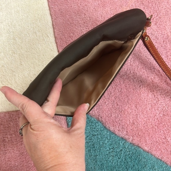 Dooney & Bourke Brown Fold-Over Magnetic Wristlet Bag - Picture 4 of 17